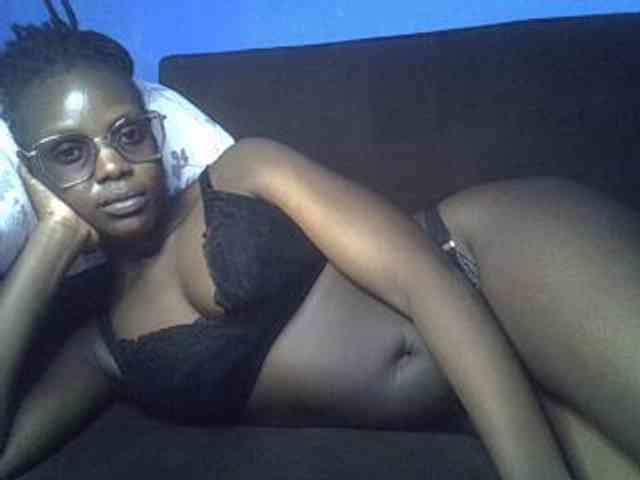 Hot-sexy-bitch webcam