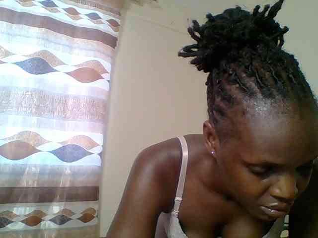 Hot-sexy-bitch webcam