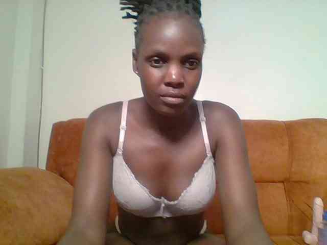 Hot-sexy-bitch webcam