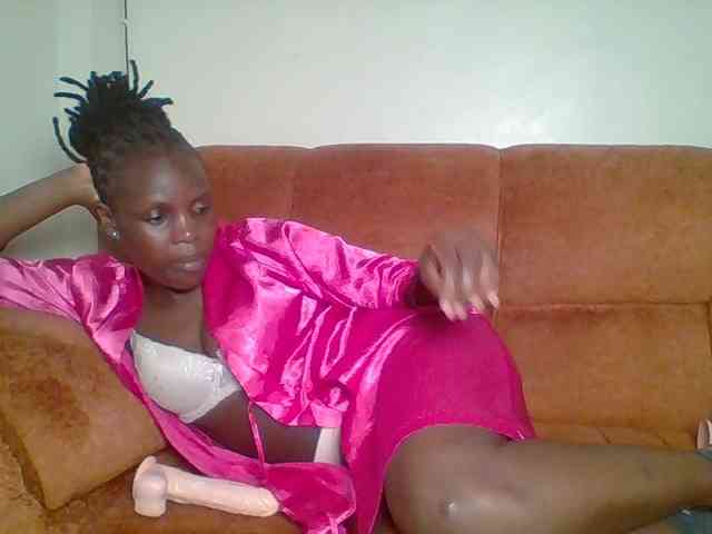 Hot-sexy-bitch webcam