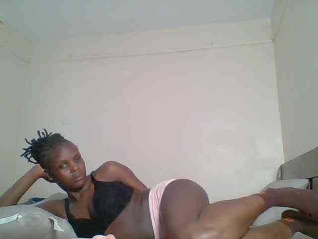 Hot-sexy-bitch webcam