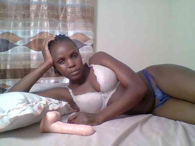 Hot-sexy-bitch webcam