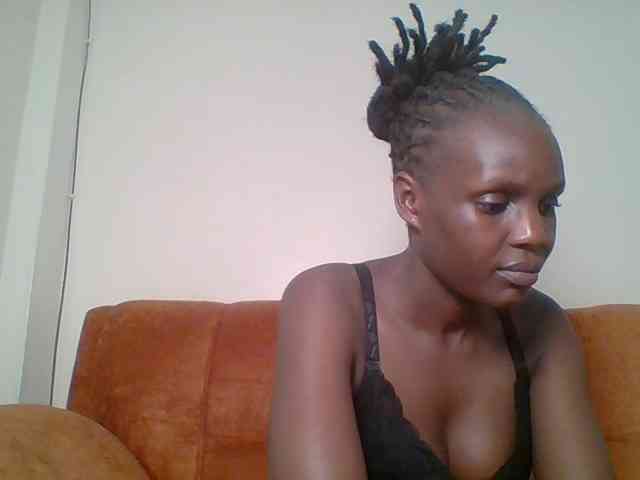 Hot-sexy-bitch webcam