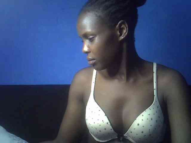 Hot-sexy-bitch webcam