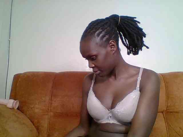 Hot-sexy-bitch webcam