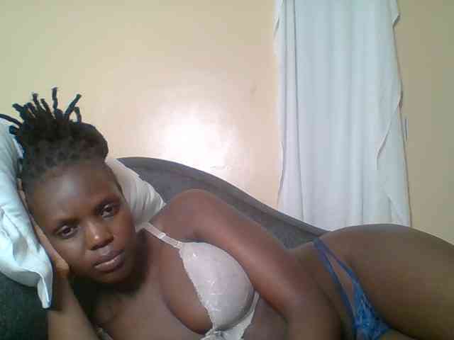 Hot-sexy-bitch webcam