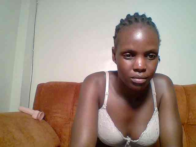 Hot-sexy-bitch webcam