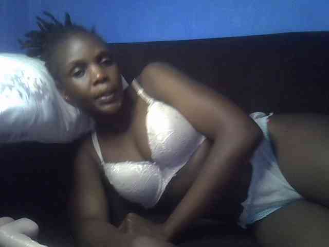 Hot-sexy-bitch webcam