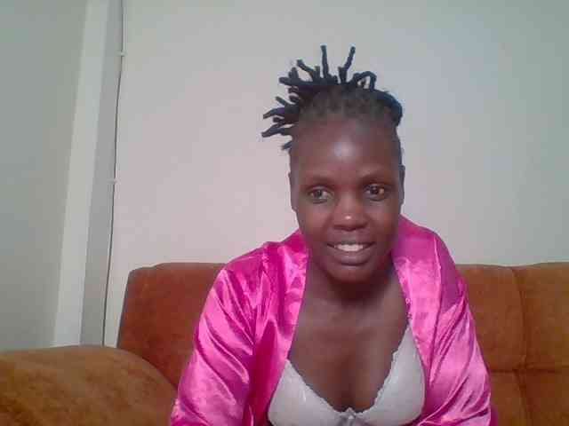 Hot-sexy-bitch webcam