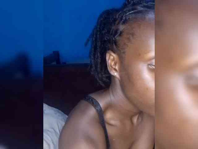 Hot-sexy-bitch webcam