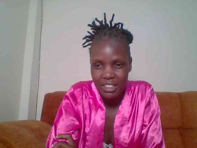 Hot-sexy-bitch webcam