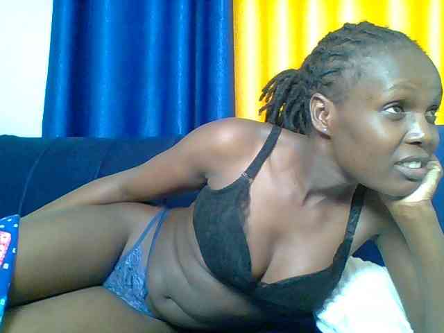 Hot-sexy-bitch webcam