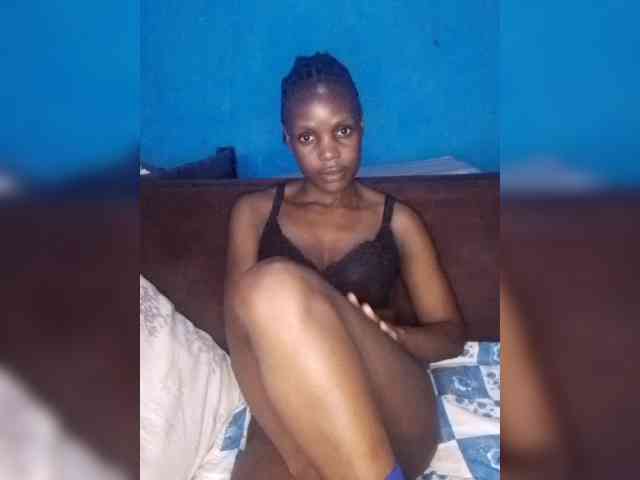 Hot-sexy-bitch webcam