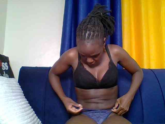 Hot-sexy-bitch webcam