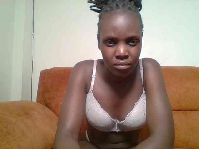 Hot-sexy-bitch webcam