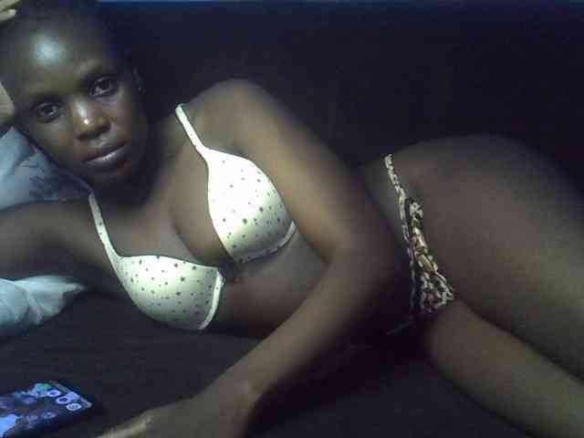 Hot-sexy-bitch webcam