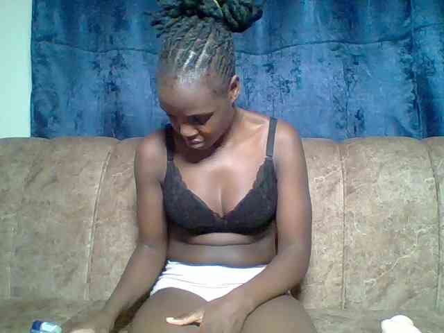 Hot-sexy-bitch webcam