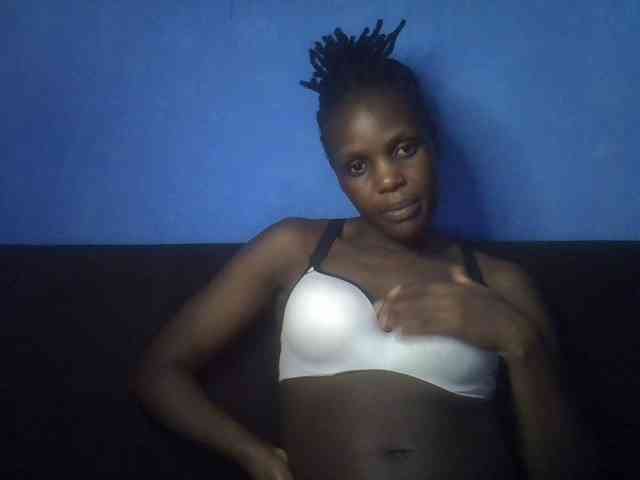 Hot-sexy-bitch webcam