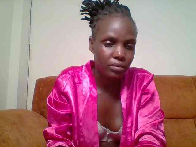 Hot-sexy-bitch webcam