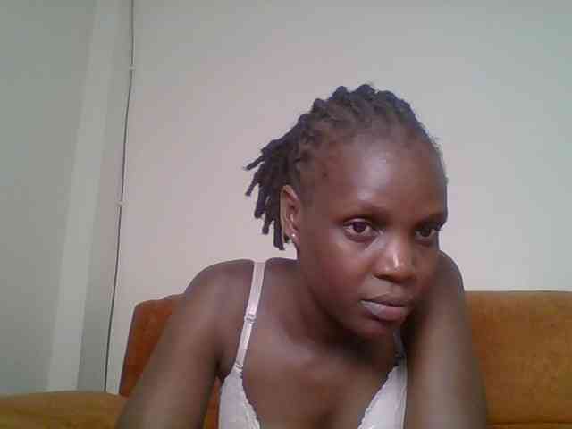 Hot-sexy-bitch webcam