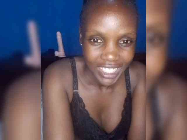 Hot-sexy-bitch webcam