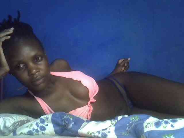 Hot-sexy-bitch webcam