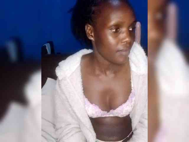 Hot-sexy-bitch webcam