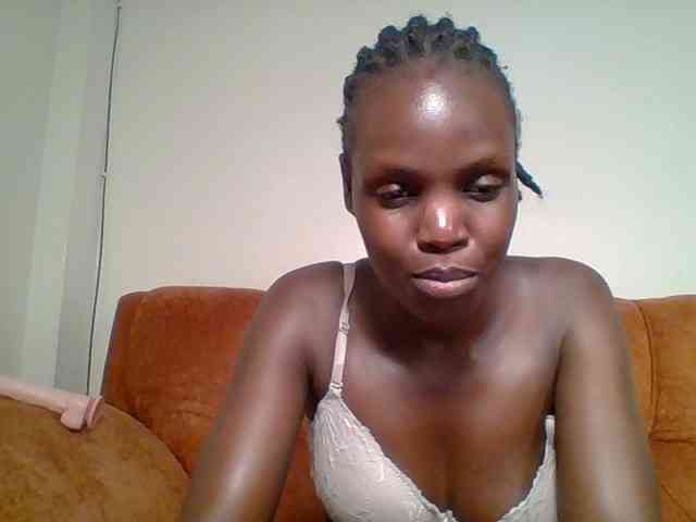 Hot-sexy-bitch webcam