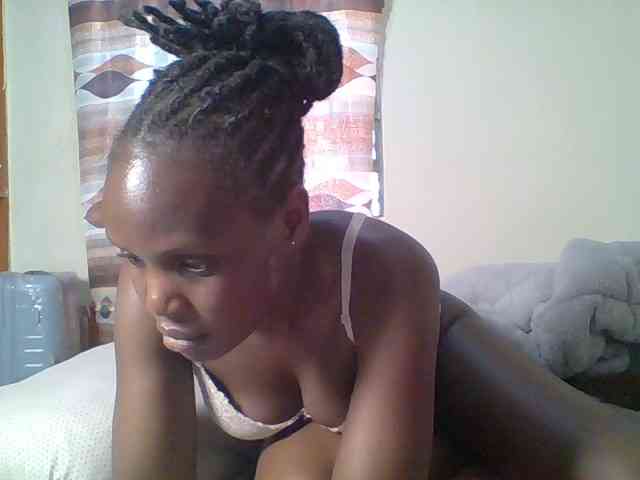 Hot-sexy-bitch webcam