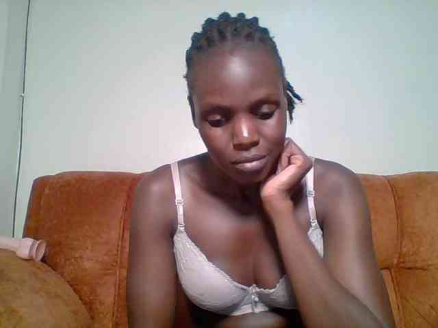 Hot-sexy-bitch webcam