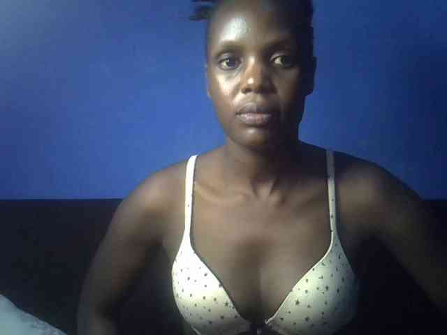 Hot-sexy-bitch webcam