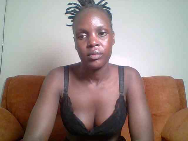 Hot-sexy-bitch webcam