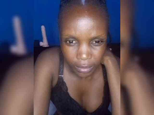 Hot-sexy-bitch webcam