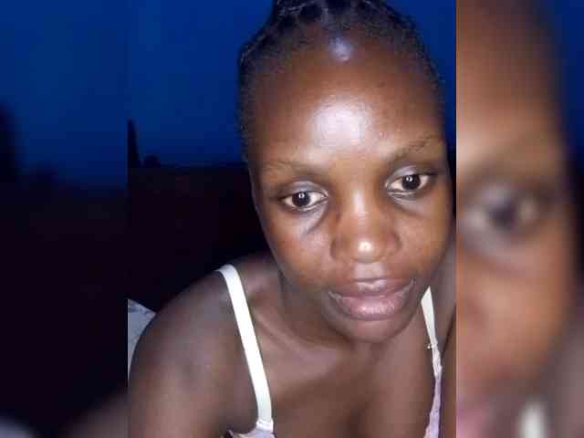 Hot-sexy-bitch webcam