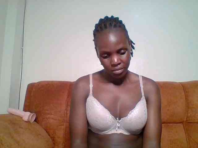 Hot-sexy-bitch webcam