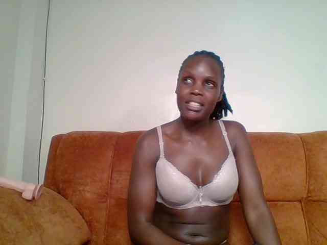 Hot-sexy-bitch webcam