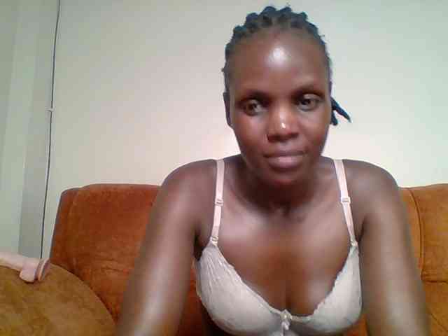 Hot-sexy-bitch webcam