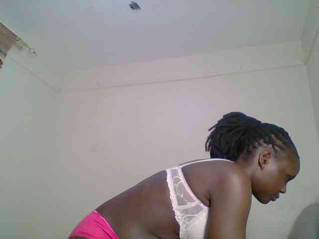 Hot-sexy-bitch webcam