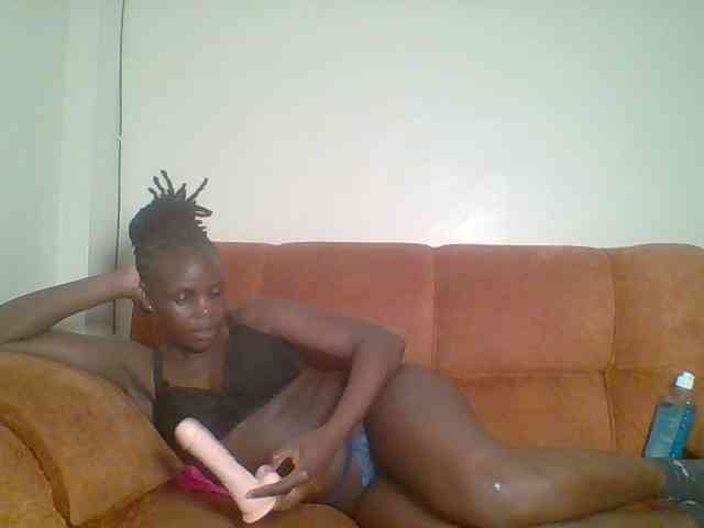 Hot-sexy-bitch webcam