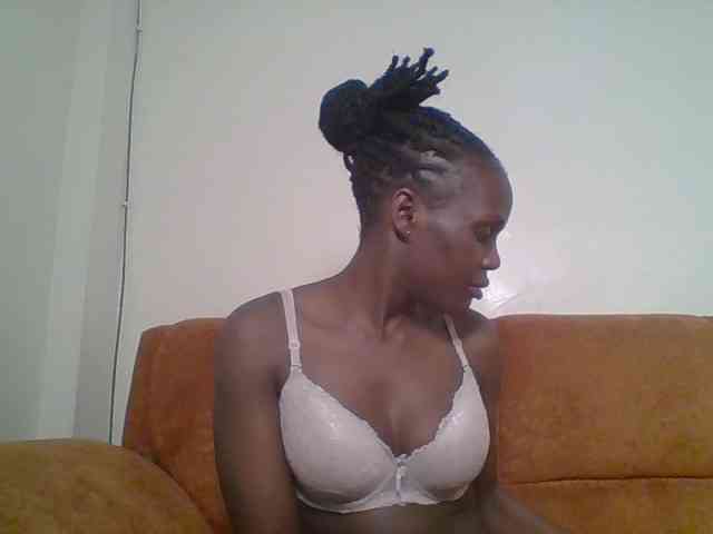 Hot-sexy-bitch webcam