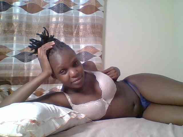 Hot-sexy-bitch webcam