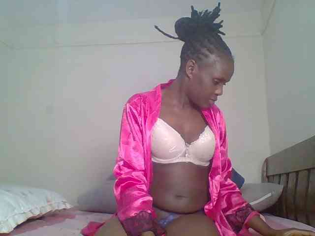 Hot-sexy-bitch webcam