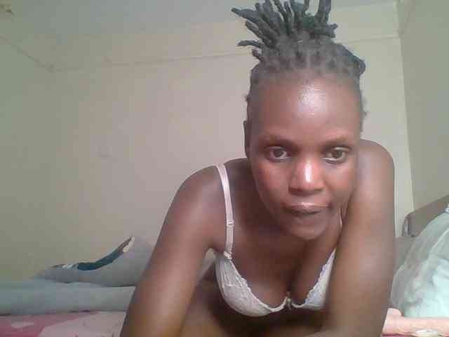 Hot-sexy-bitch webcam