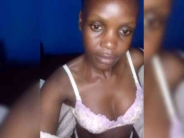 Hot-sexy-bitch webcam