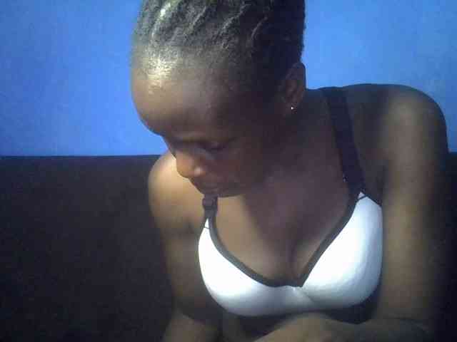 Hot-sexy-bitch webcam