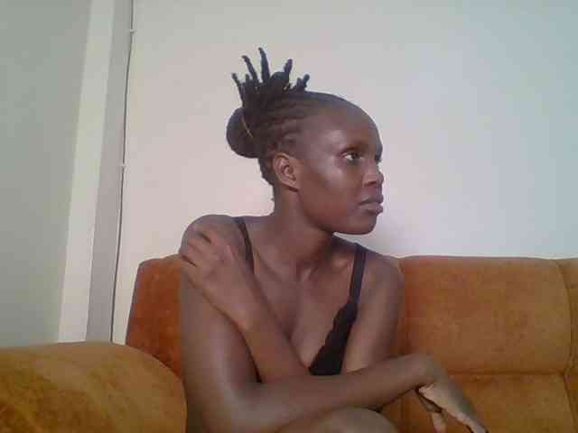 Hot-sexy-bitch webcam