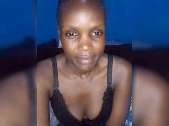 Hot-sexy-bitch webcam