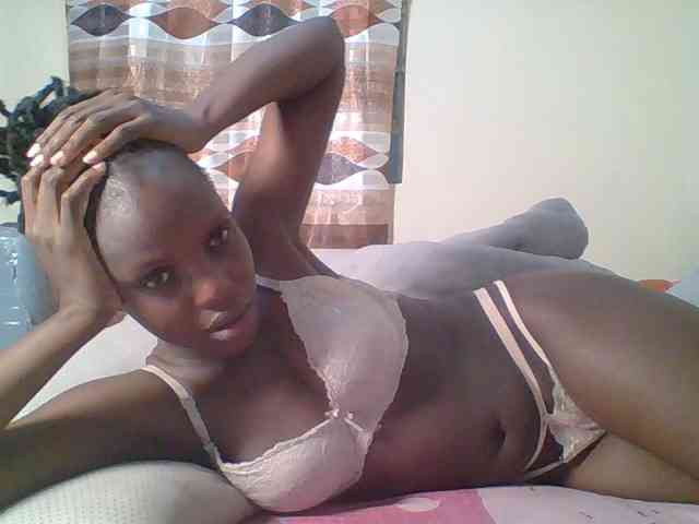 Hot-sexy-bitch webcam