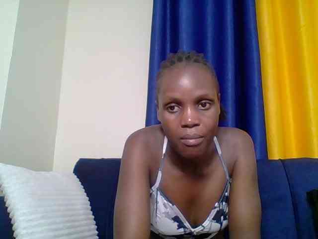 Hot-sexy-bitch webcam