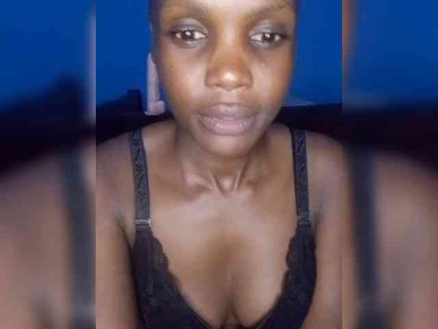 Hot-sexy-bitch webcam